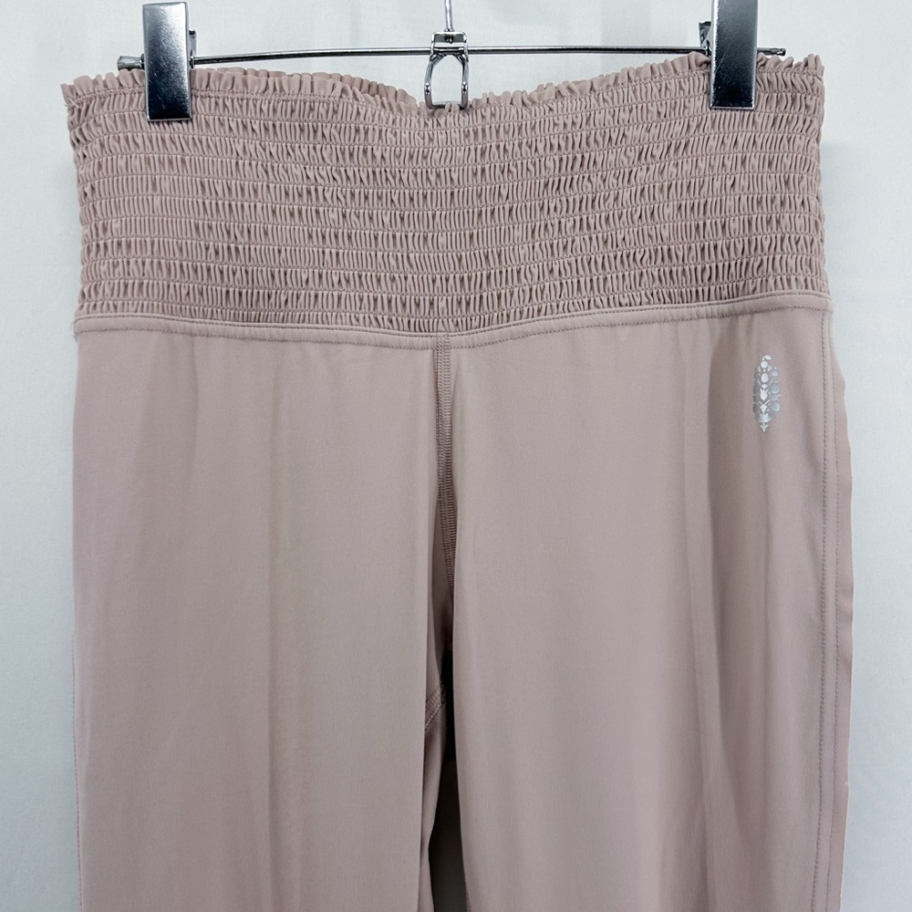 Free People Movement Pink Smock it to Me Baby High Rise Leggings Medium - Picture 3 of 8